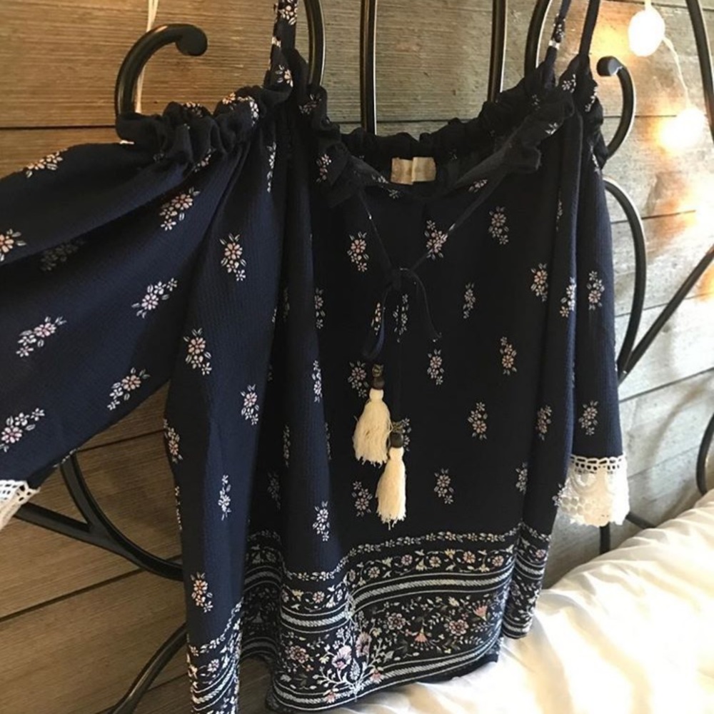 Off the shoulder shirt from altr'd state